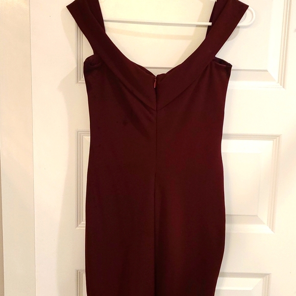 Nookie Camille Dress in Wine - size M - Picture 7 of 9